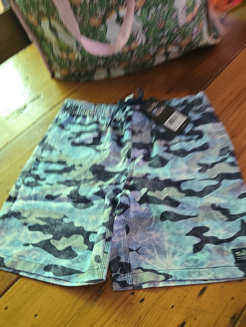 Nwt Salt Life Youth Camo Swim Trunks in Light Blue & Navy Sz L
